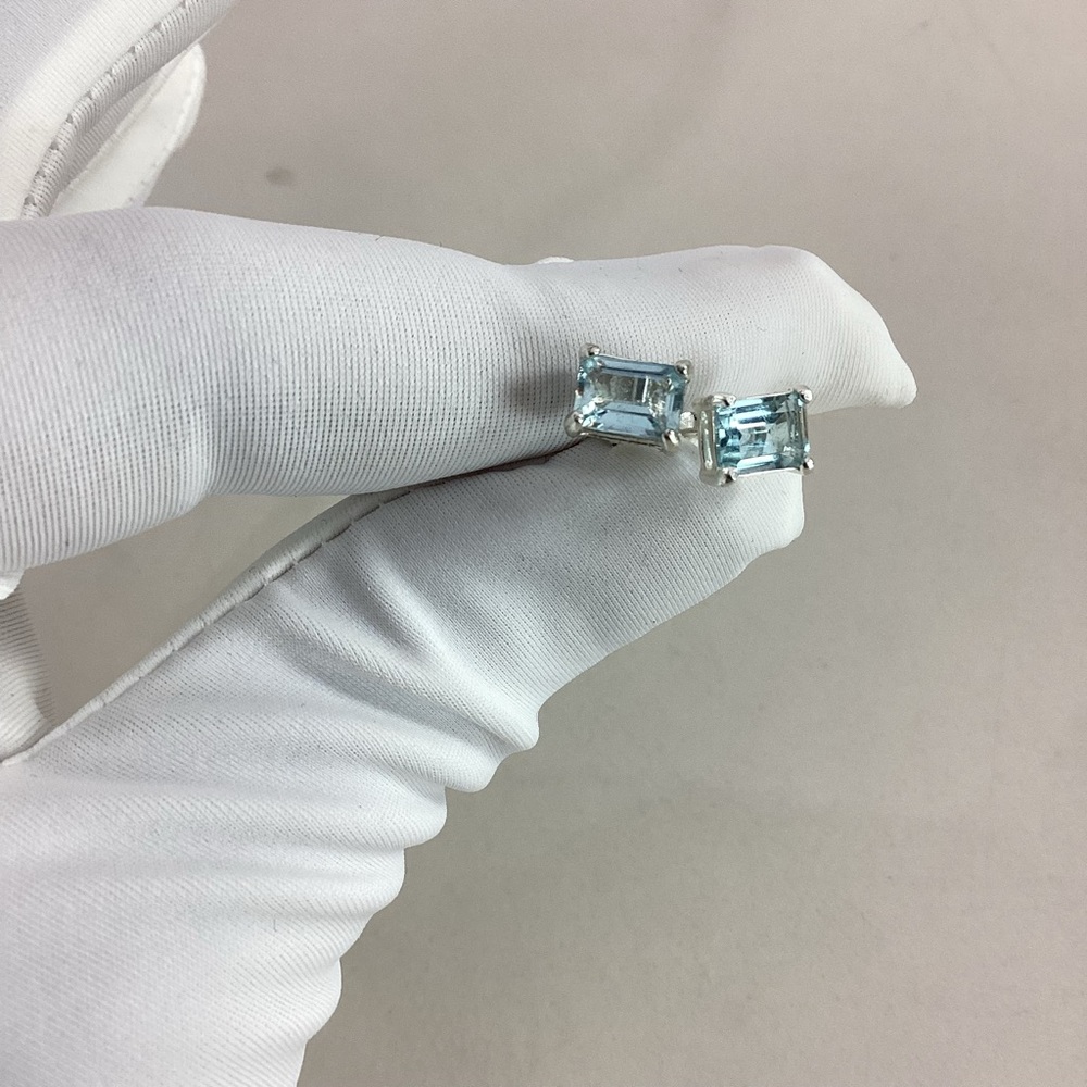 Natural Emerald 2ct Swiss Blue Topaz 925 Solid Sterling Silver Earrings 7mm